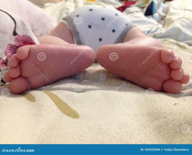 yuliya baby feet 4