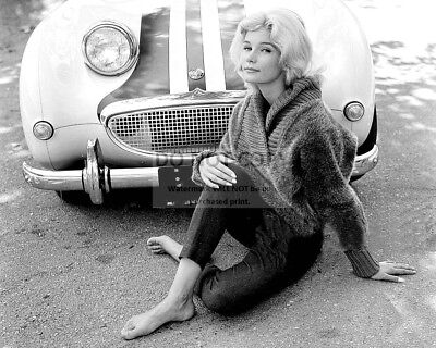 yvette mimieux feet