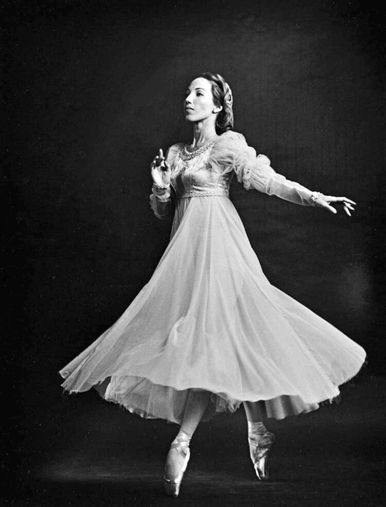 yvonne chouteau feet 5