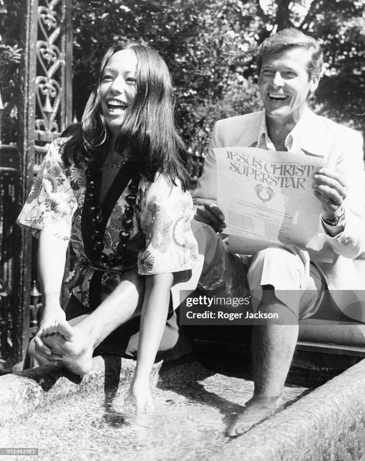 yvonne elliman feet 2