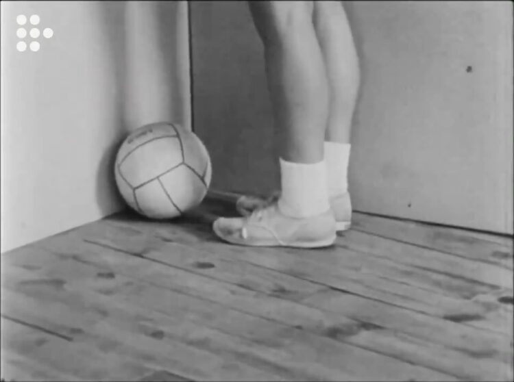 yvonne rainer feet 4