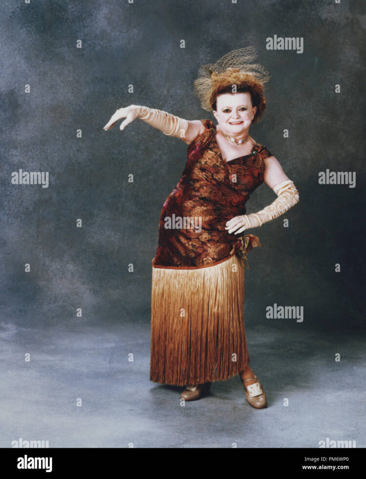 zelda rubinstein feet 4