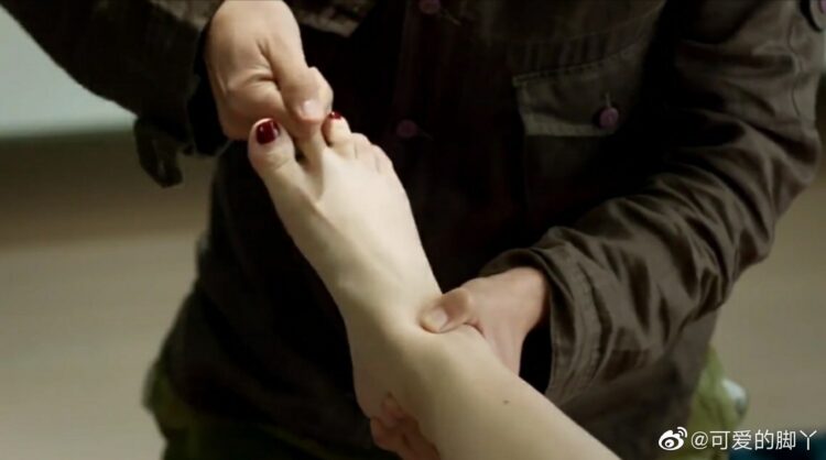 zhang meng feet 3