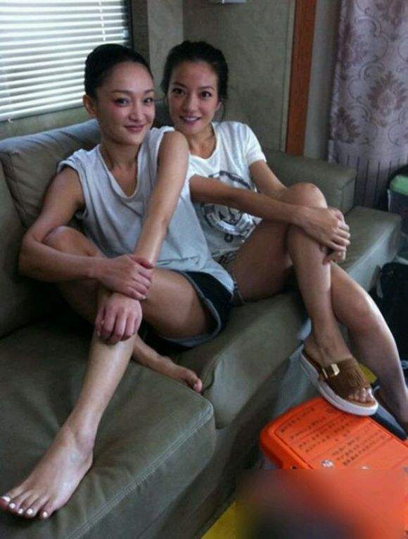 zhou xun feet